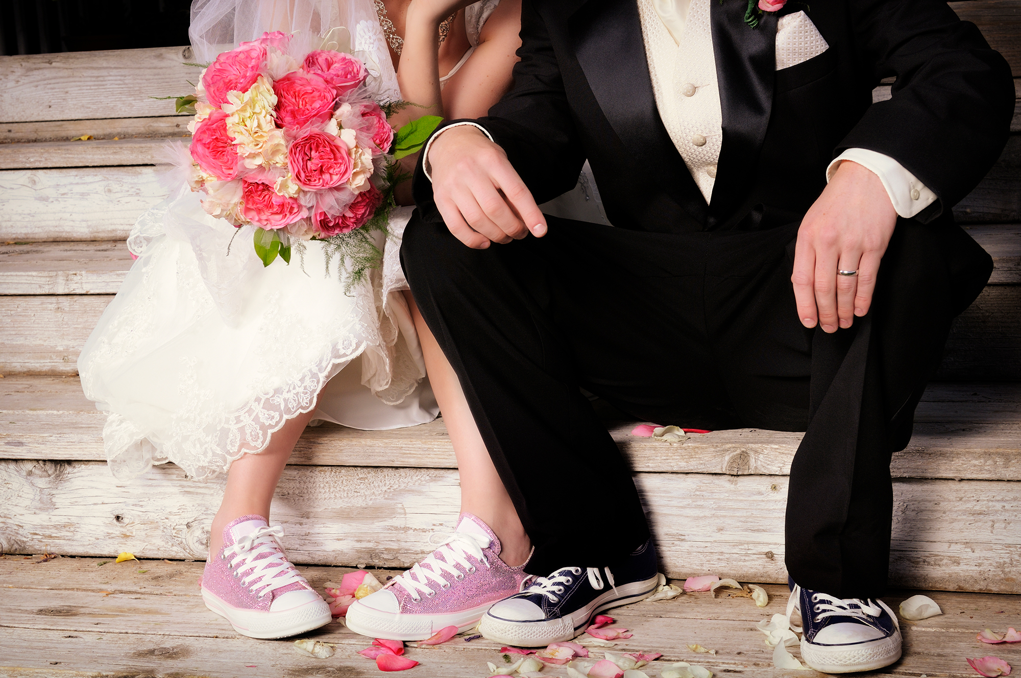 Hochzeit In Chucks Tipps Zu Dem Besonders Entspannten Hochzeitslook