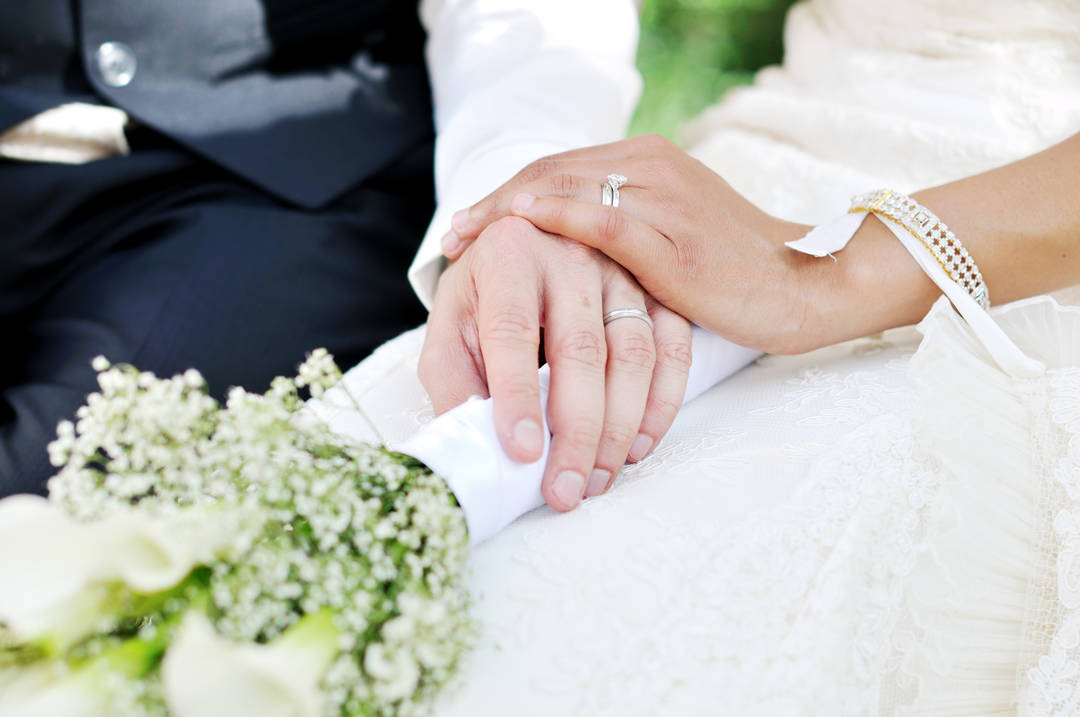 Fürbitten zur Hochzeit So formulierst du die Wünsche für das Brautpaar