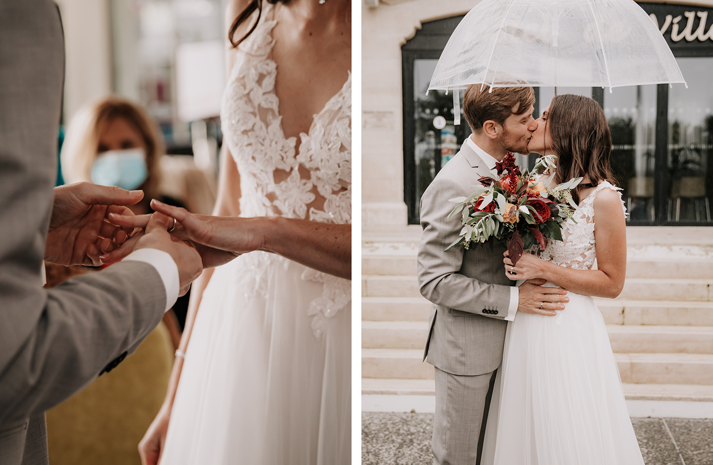 Brautpaar steckt sich im Standesamt die Ringe an und küsst sich unter einem Regenschirm.