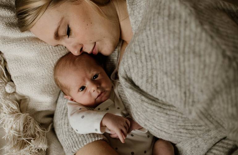 So begleitet dich deine Hebamme Sissi Rasche im Interview