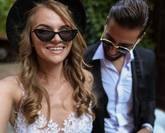 Glückliches Brautpaar nach der Hochzeit