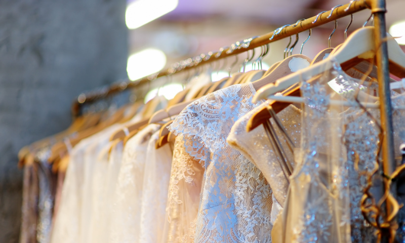 Brautkleid Gebraucht Kaufen So Strahlst Du Im Secondhand Hochzeitskleid
