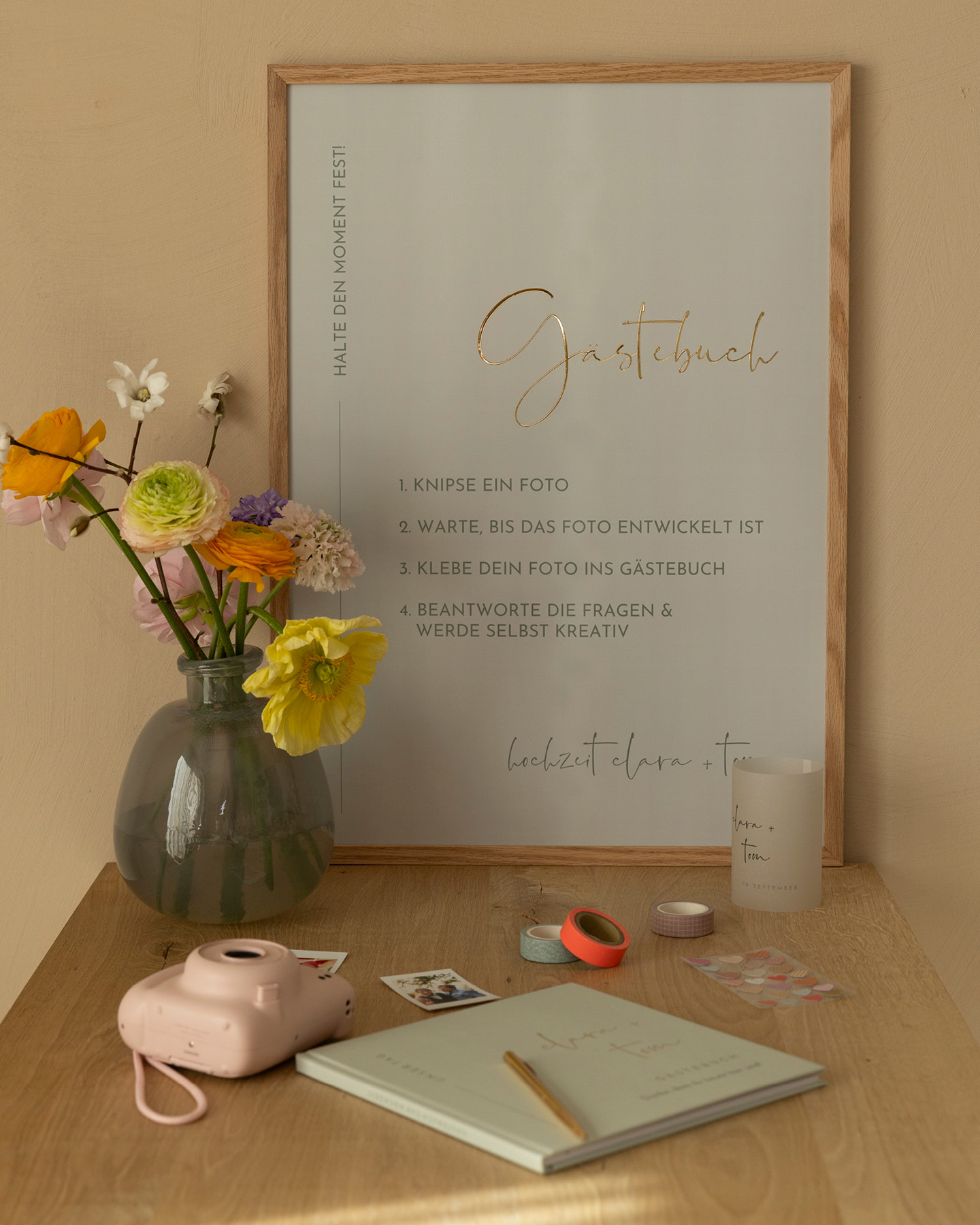 Gästebuchecke mit Poster