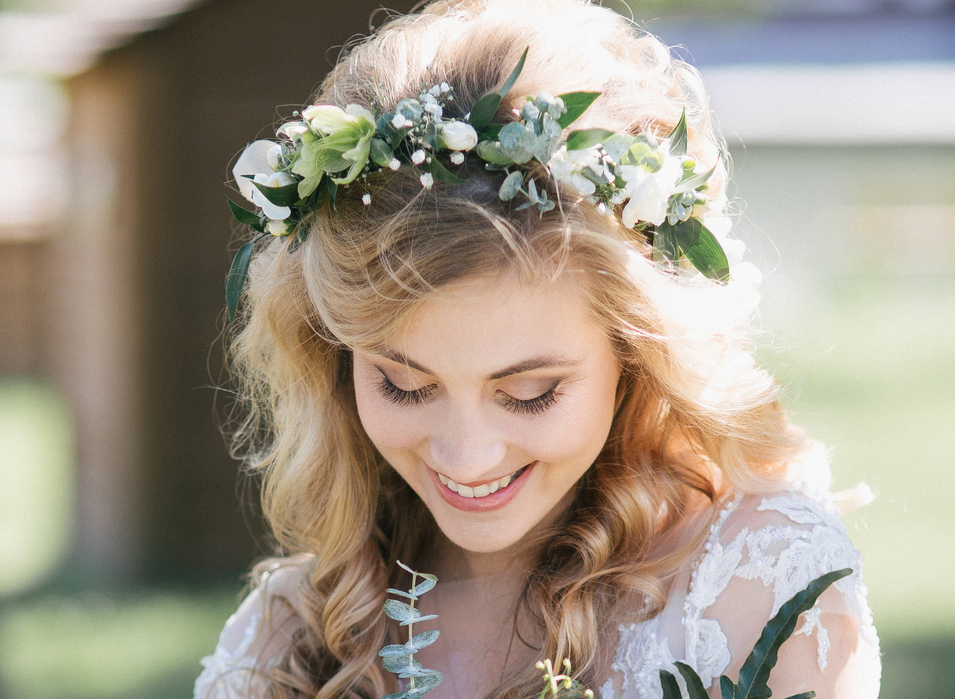 Brautfrisuren Mit Blumen 40 Ideen Fur Blumen Im Haar