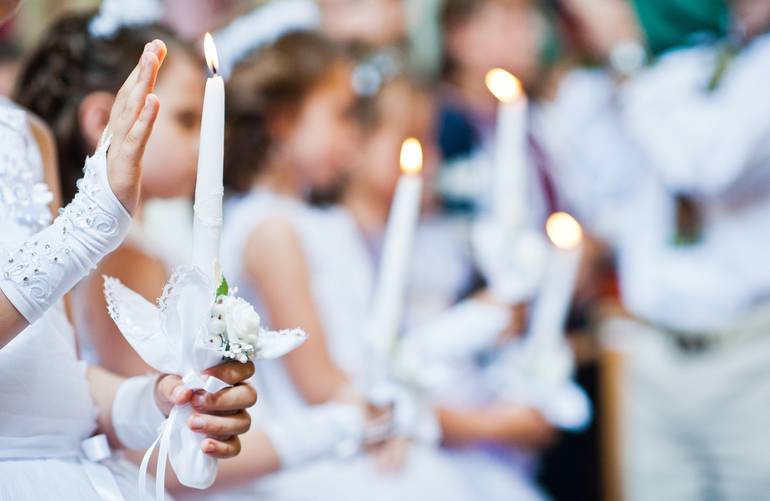 Kommunion Das musst du über das kirchliche Ereignis wissen