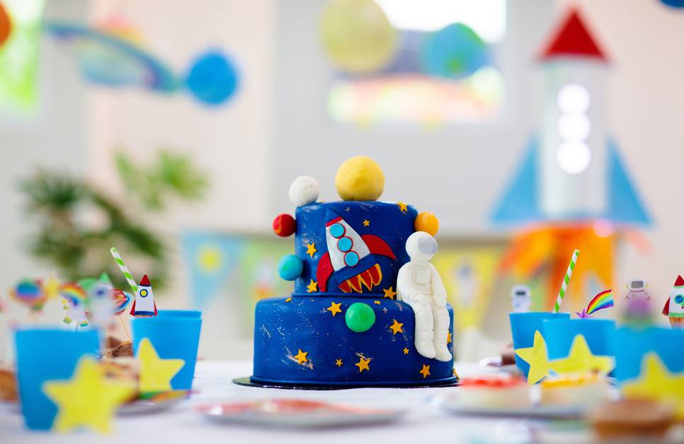 WeltraumGeburtstag Tolle Ideen für eine intergalaktische SpaceParty