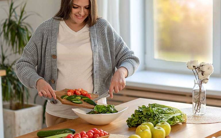 Quitten Essen In Der Schwangerschaft Gesund essen in der Schwangerschaft: Diese Nährstoffe dürfen nicht fehlen